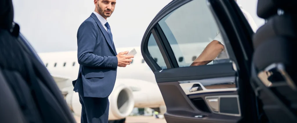 Top Mistakes to Avoid When Booking a Chauffeur Service